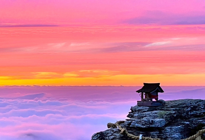 劔山本宮劔神社