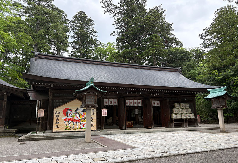 雄山神社 前立社壇