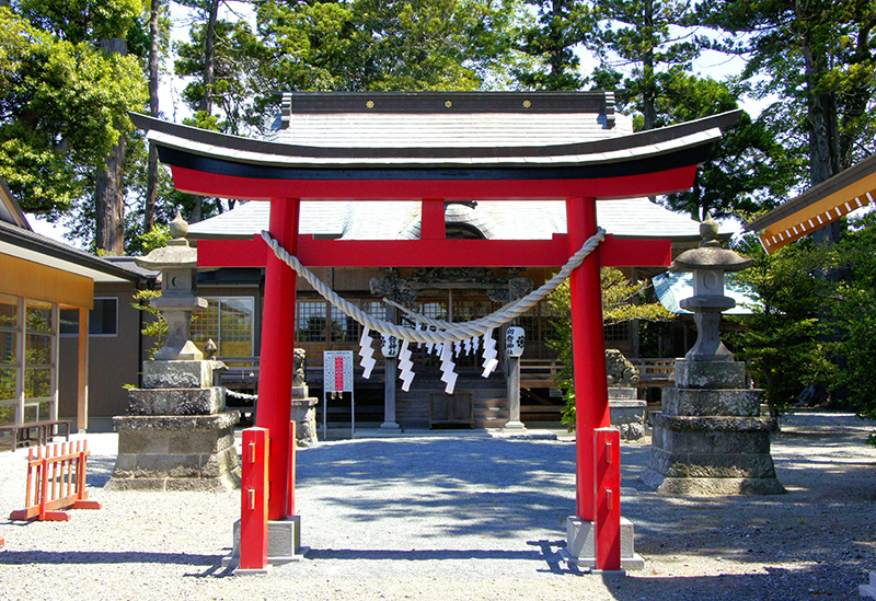 初發神社