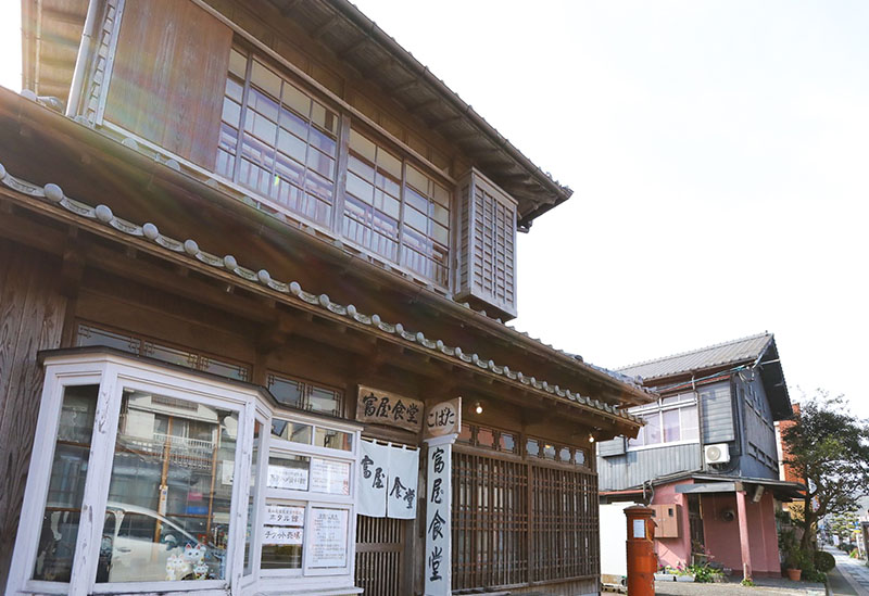 ホタル館 富屋食堂