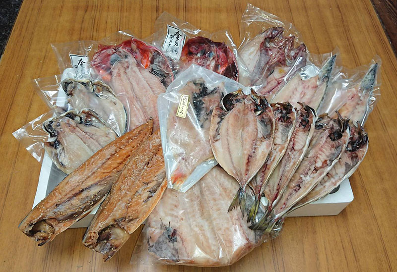 有限会社　山由水産