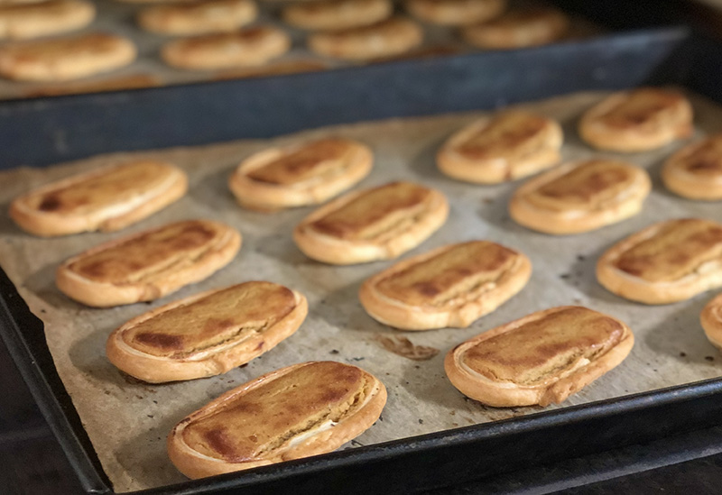 株式会社 十一屋