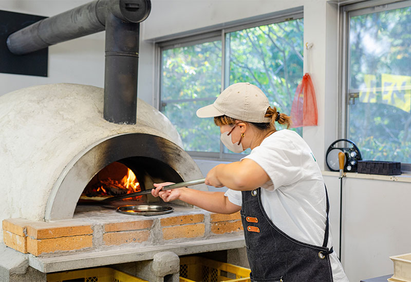 薪窯ピザのベジトマ