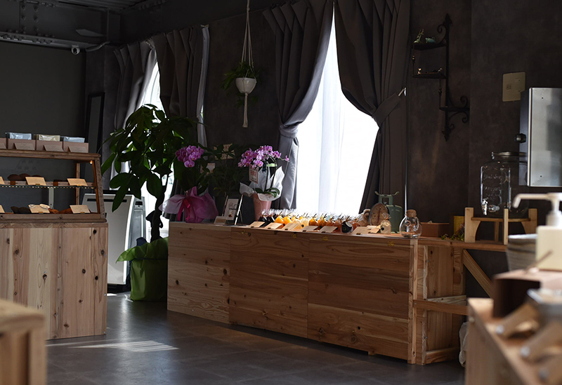 焼きたてマドレーヌとクッキーのお店 Kazuma Kaneishi