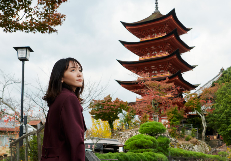 スペシャルインタビュー｜新垣結衣｜［月刊旅色］2021年2月号