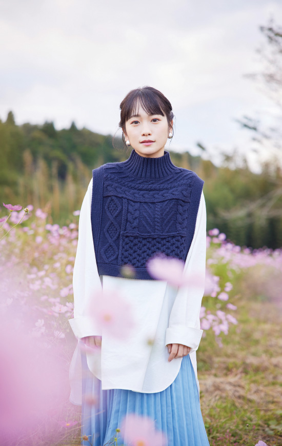 川栄李奈さんが茨城県でのんびり癒し旅［月刊旅色］2022年1月号